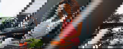 Voice-enabled Shopping Assistant Voice-enabled Shopping Assistant